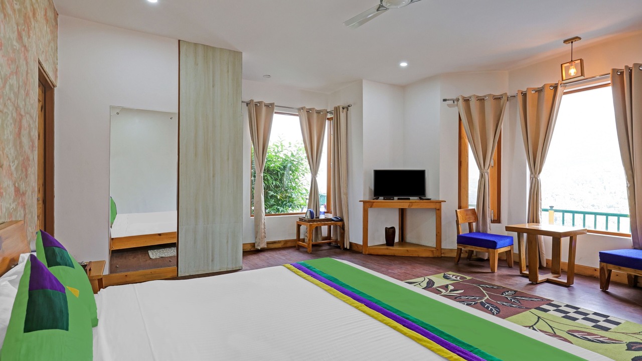 Photo of Bedroom in Bhimtal