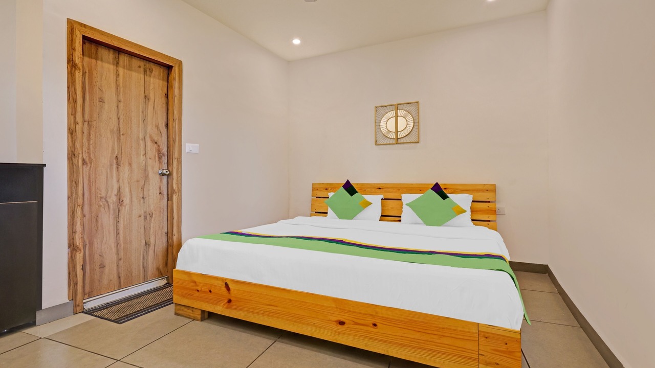Photo of Bedroom in Bhimtal