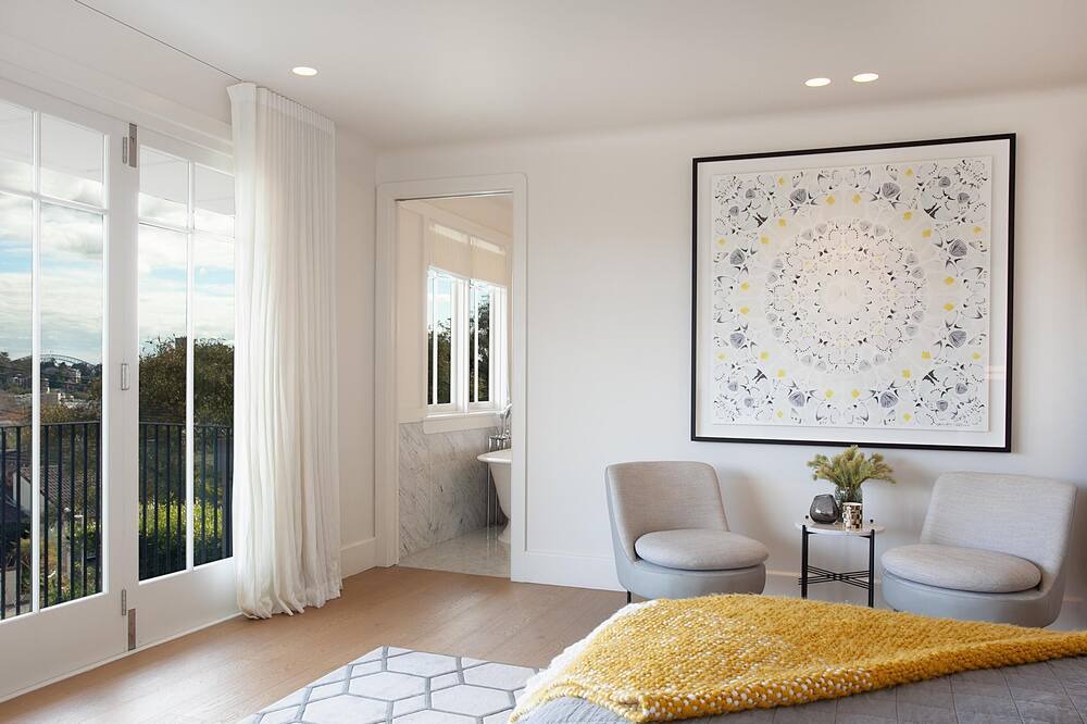 Photo of Others in Bellevue Hill