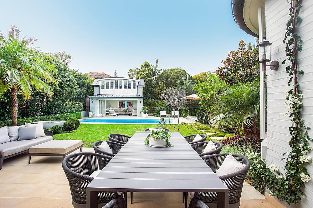 Photo of Others in Bellevue Hill