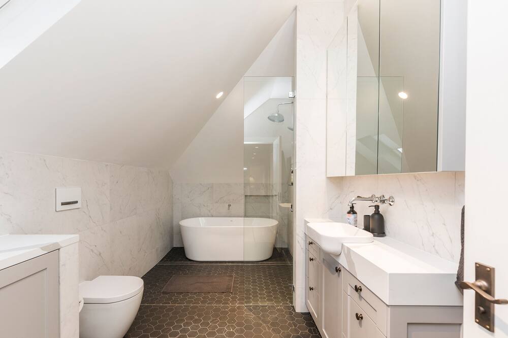 Photo of Bathroom in Darling Point