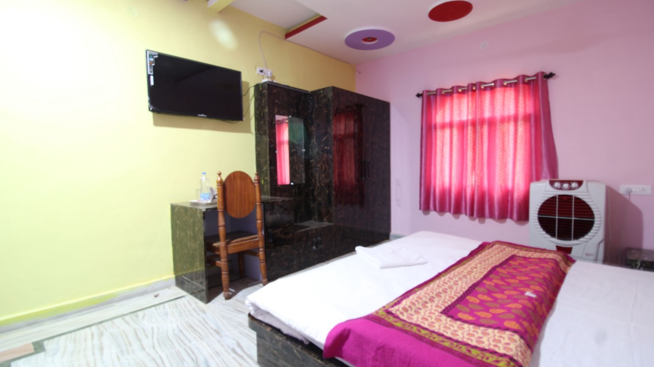 Photo of Bedroom in Sidhi