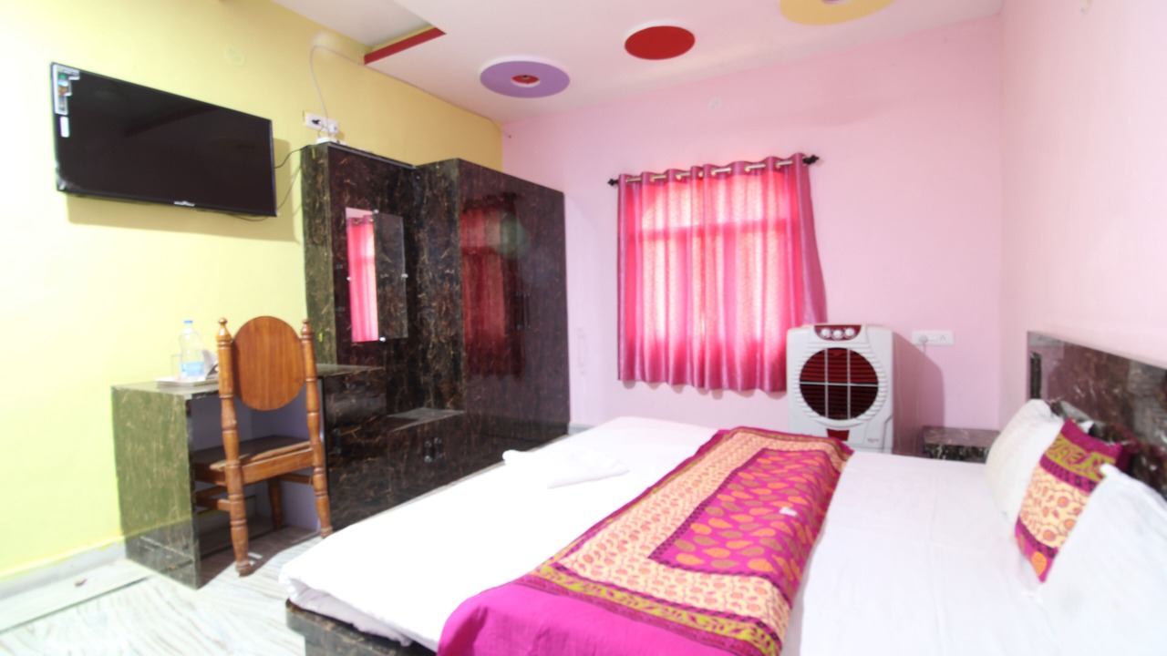 Photo of Bedroom in Sidhi