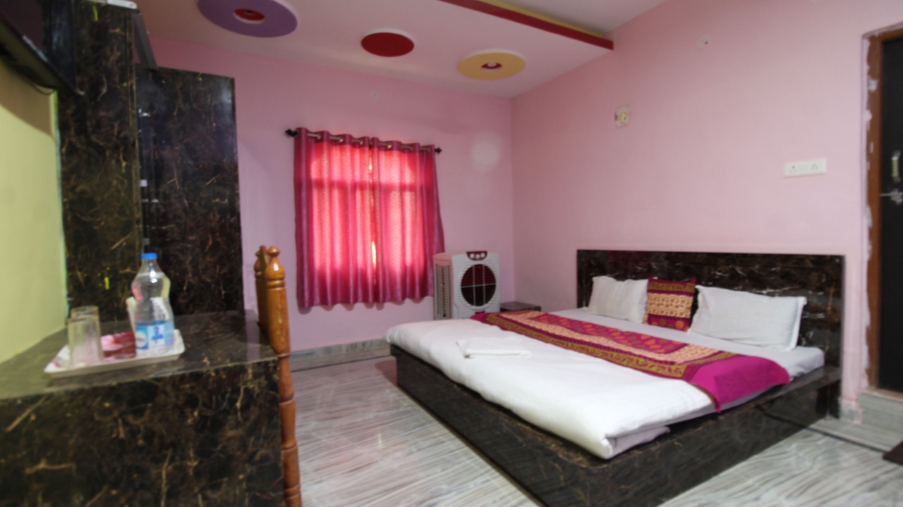 Photo of Bedroom in Sidhi