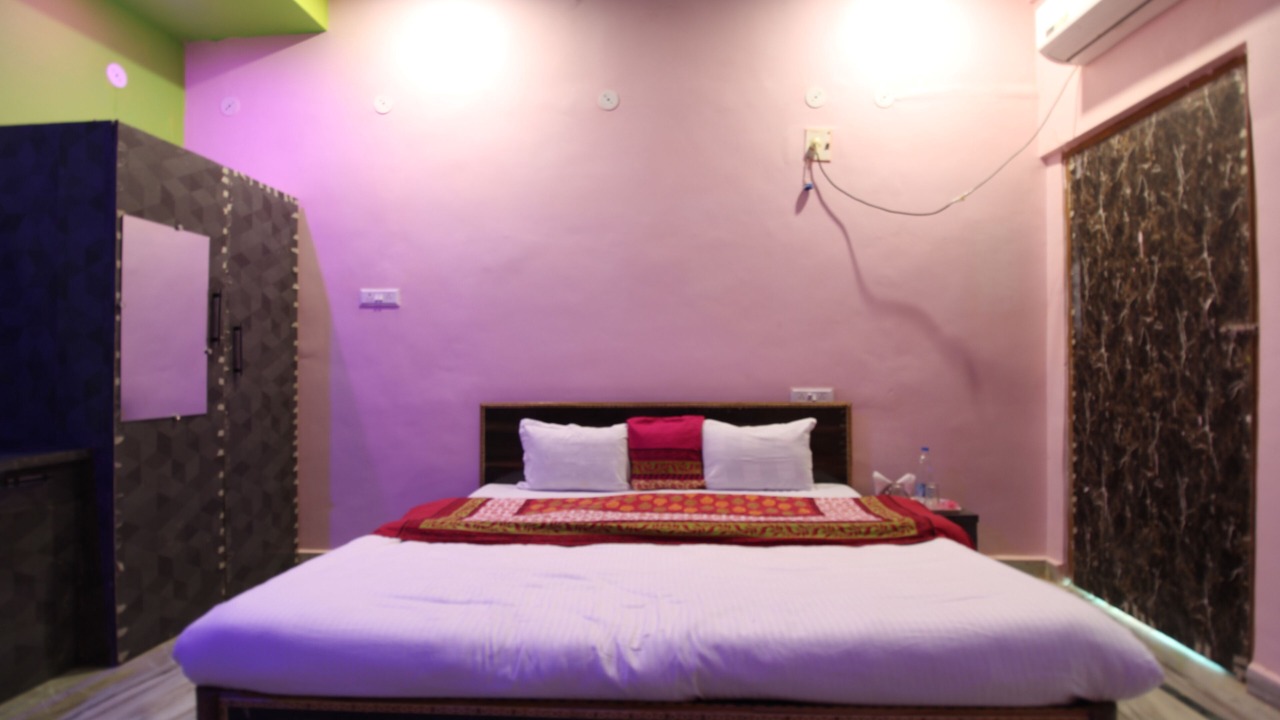 Photo of Bedroom in Sidhi