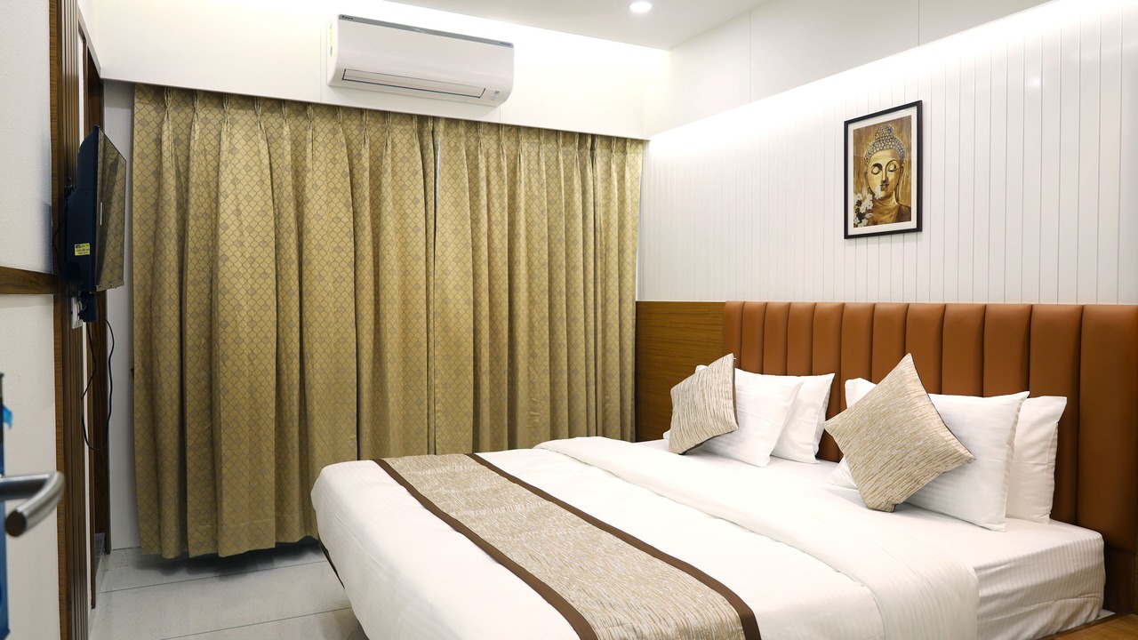 Photo of Bedroom in Surat