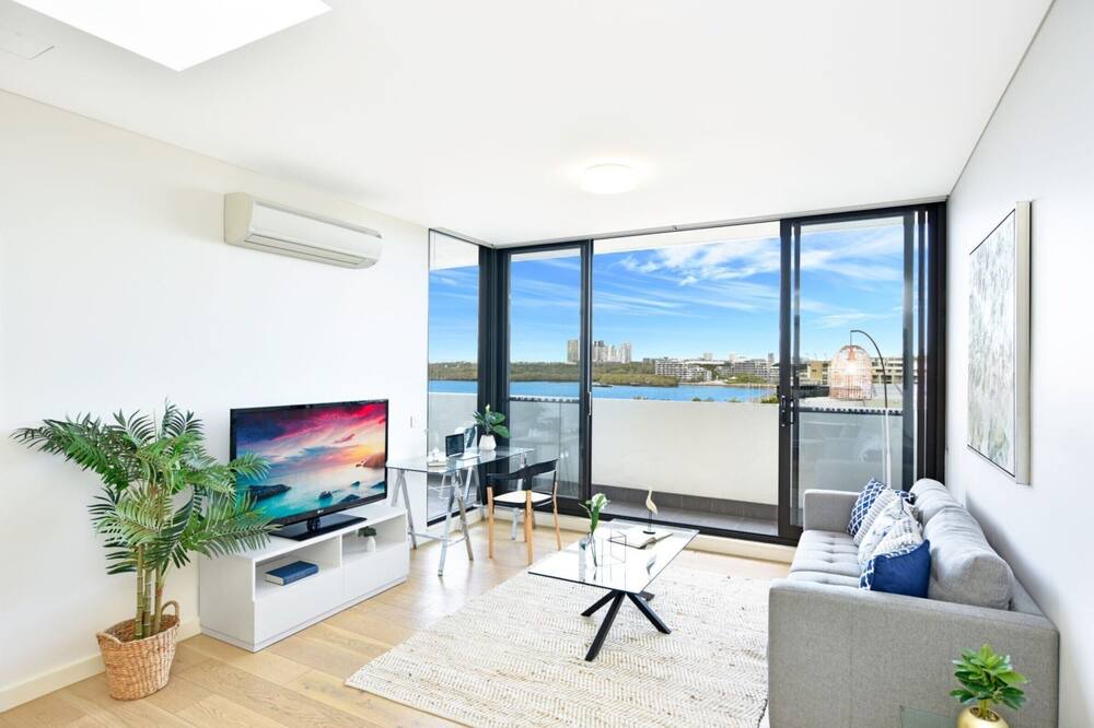 Photo of Livingroom in Wentworth Point