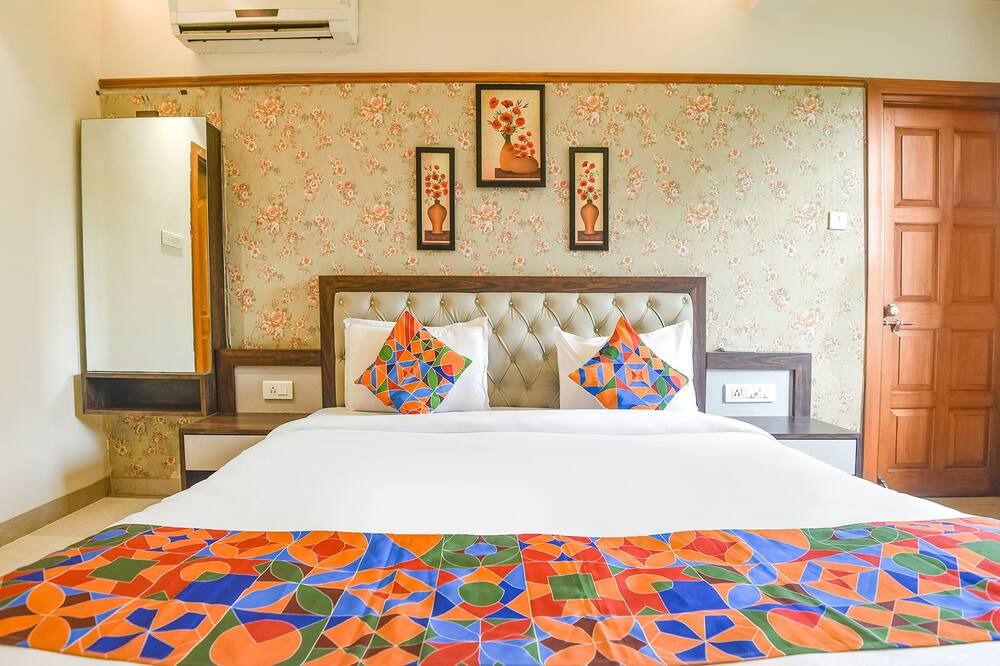 Photo of Bedroom in Penha de Franรงa