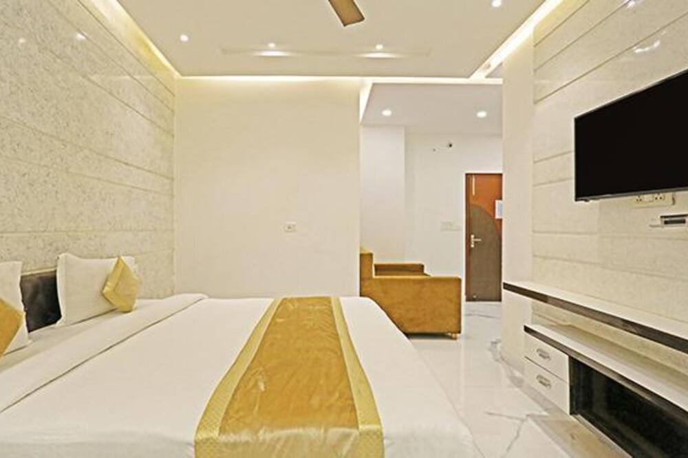 Photo of Bedroom in Dariyaganj