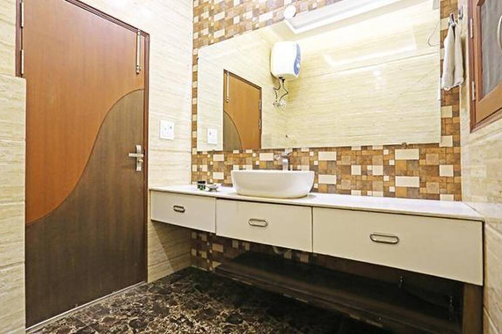 Photo of Bathroom in Dariyaganj