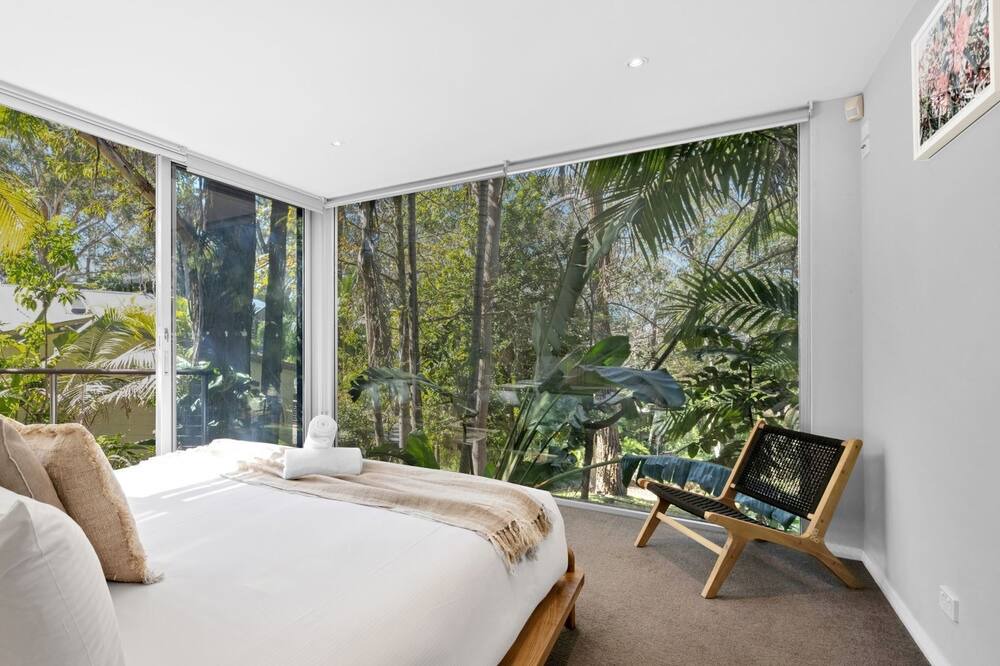 Photo of Bedroom in Macmasters Beach