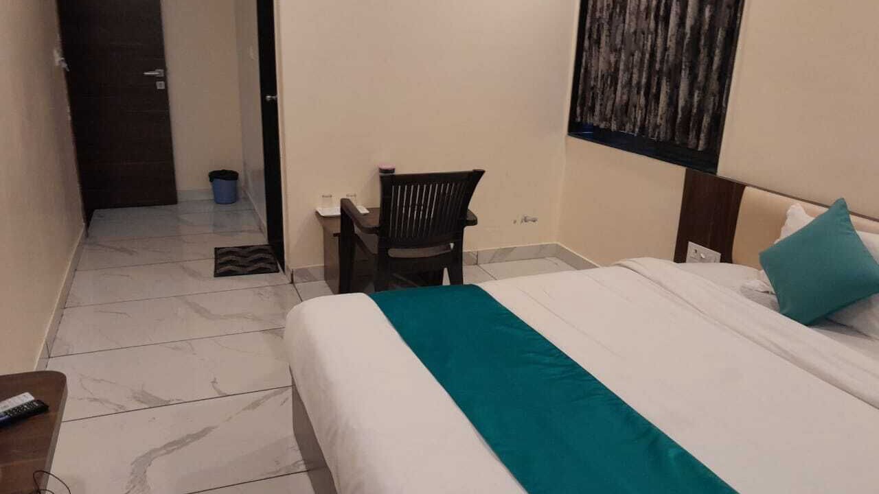 Photo of Bedroom in Abu Road