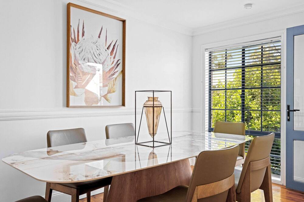 Photo of Livingroom in Figtree