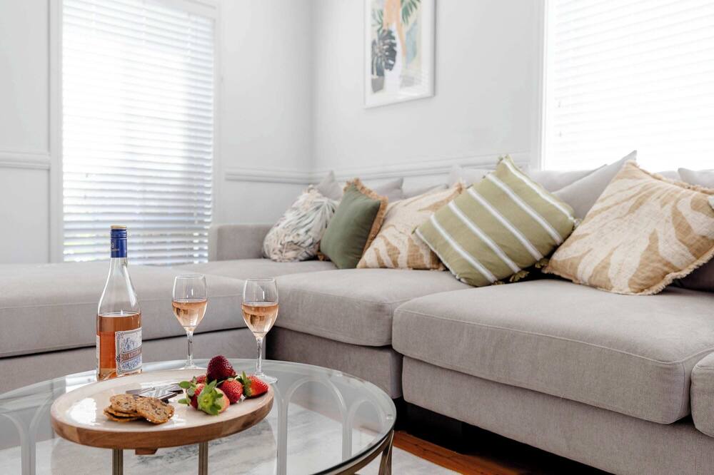 Photo of Livingroom in Figtree