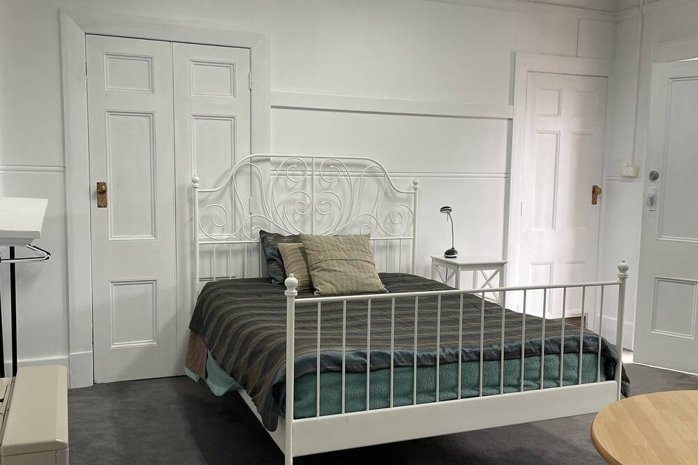 Photo of Bedroom in Goulburn