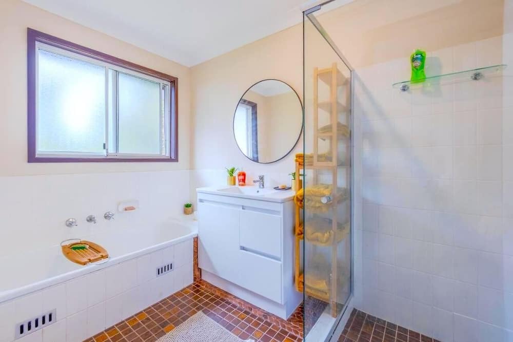 Photo of Bathroom in Hazelbrook