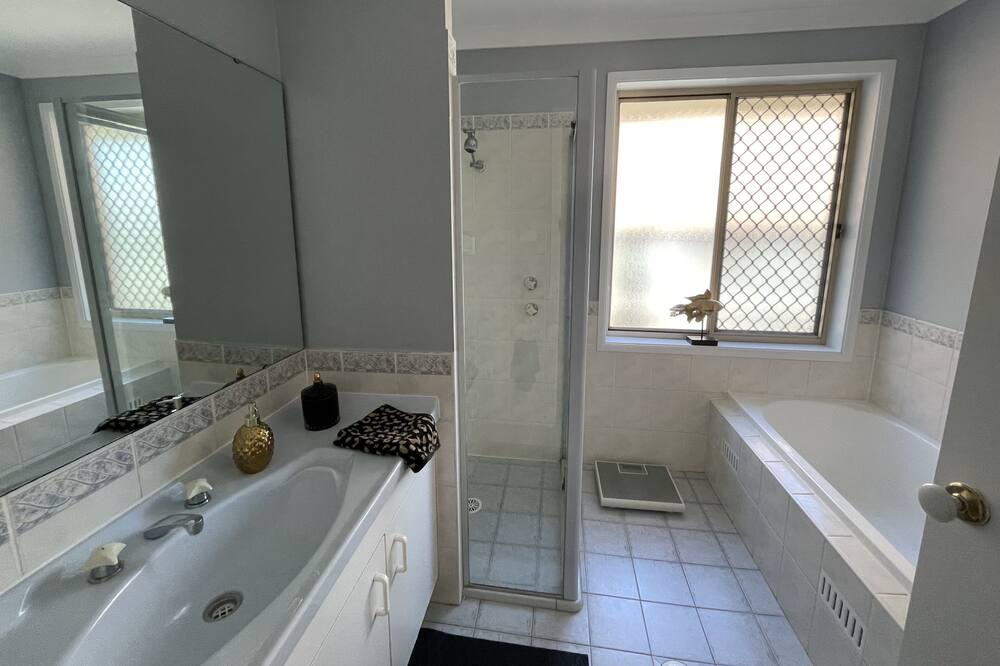 Photo of Bathroom in Rouse Hill