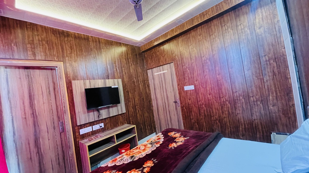 Photo of Bedroom in Mathura