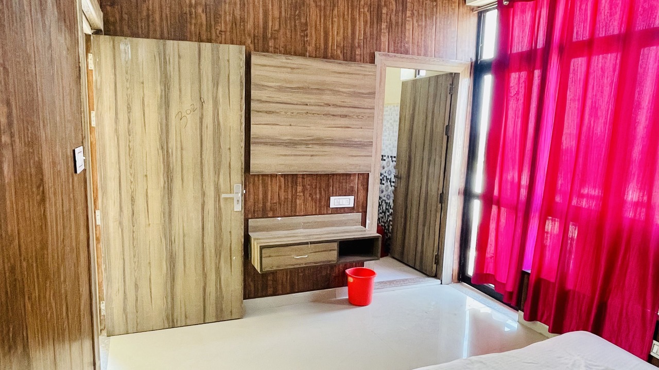 Photo of Bedroom in Mathura