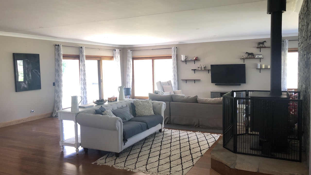 Photo of Livingroom in High Range