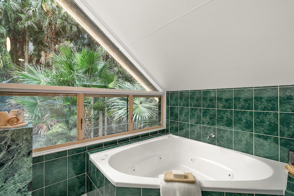 Photo of Bathroom in Glenning Valley