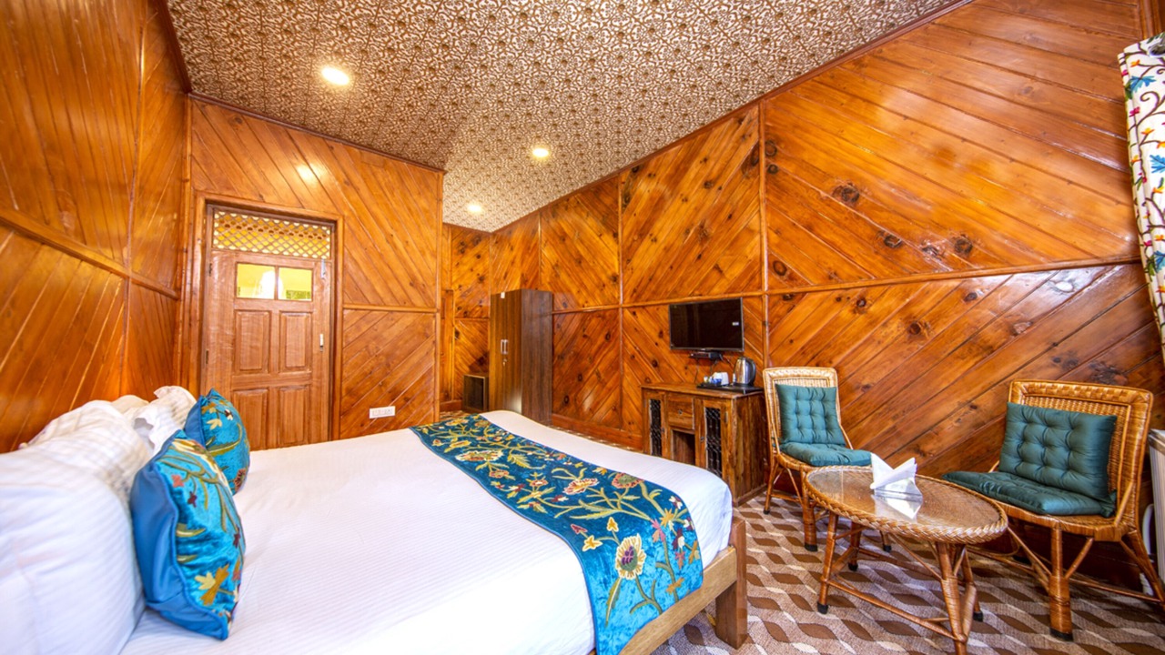 Photo of Bedroom in Srinagar