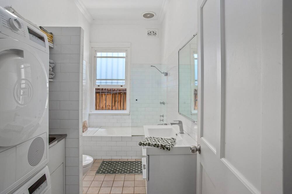 Photo of Others in Bellevue Hill