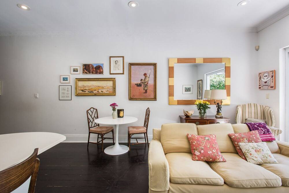 Photo of Livingroom in Bellevue Hill