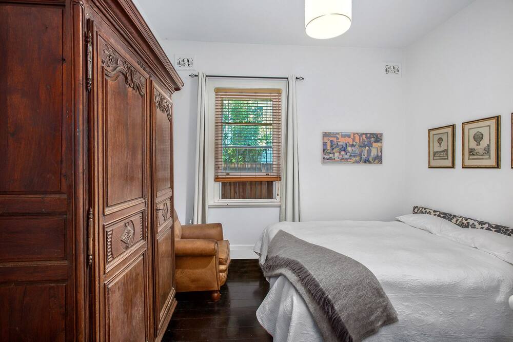 Photo of Bedroom in Bellevue Hill