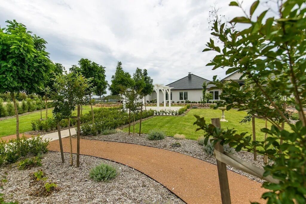 Photo of Outdoor in Woodlands