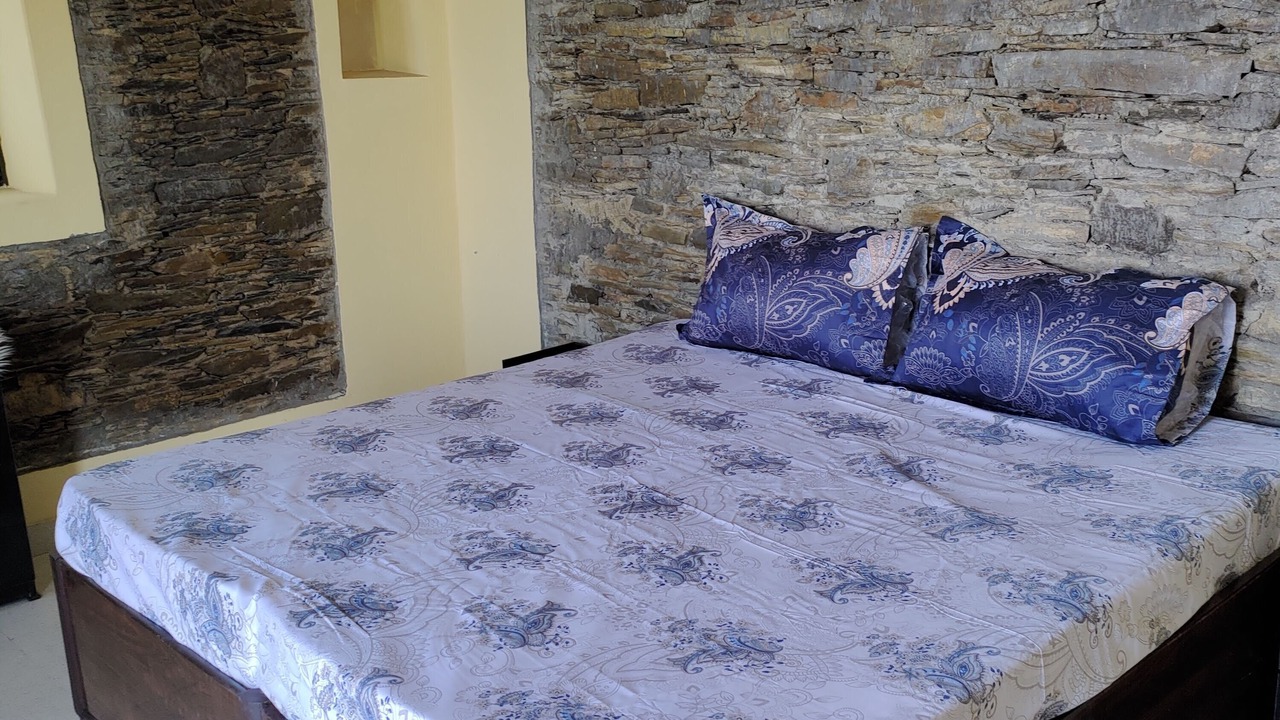 Photo of Bedroom in Tehri