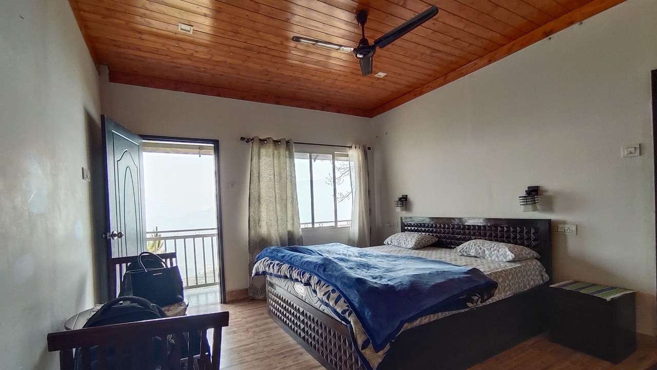 Photo of Bedroom in Tehri