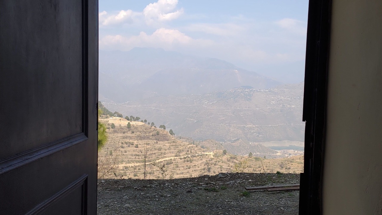 Photo of Bedroom in Tehri