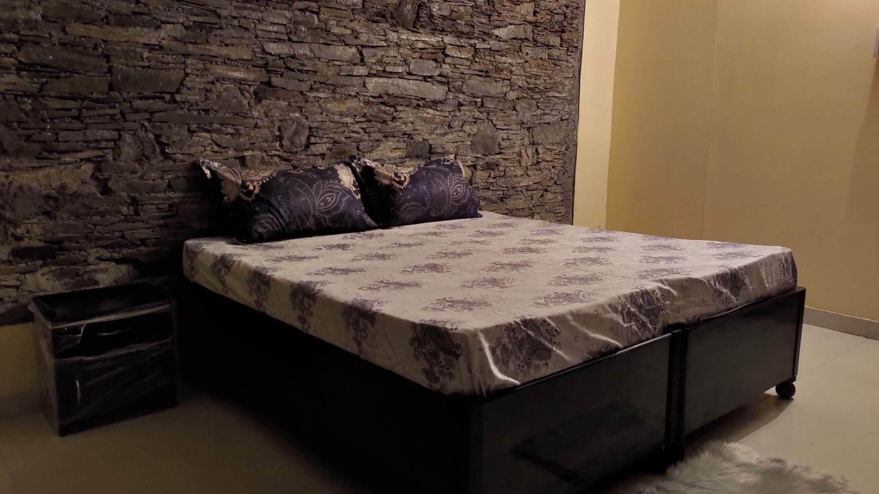 Photo of Bedroom in Tehri