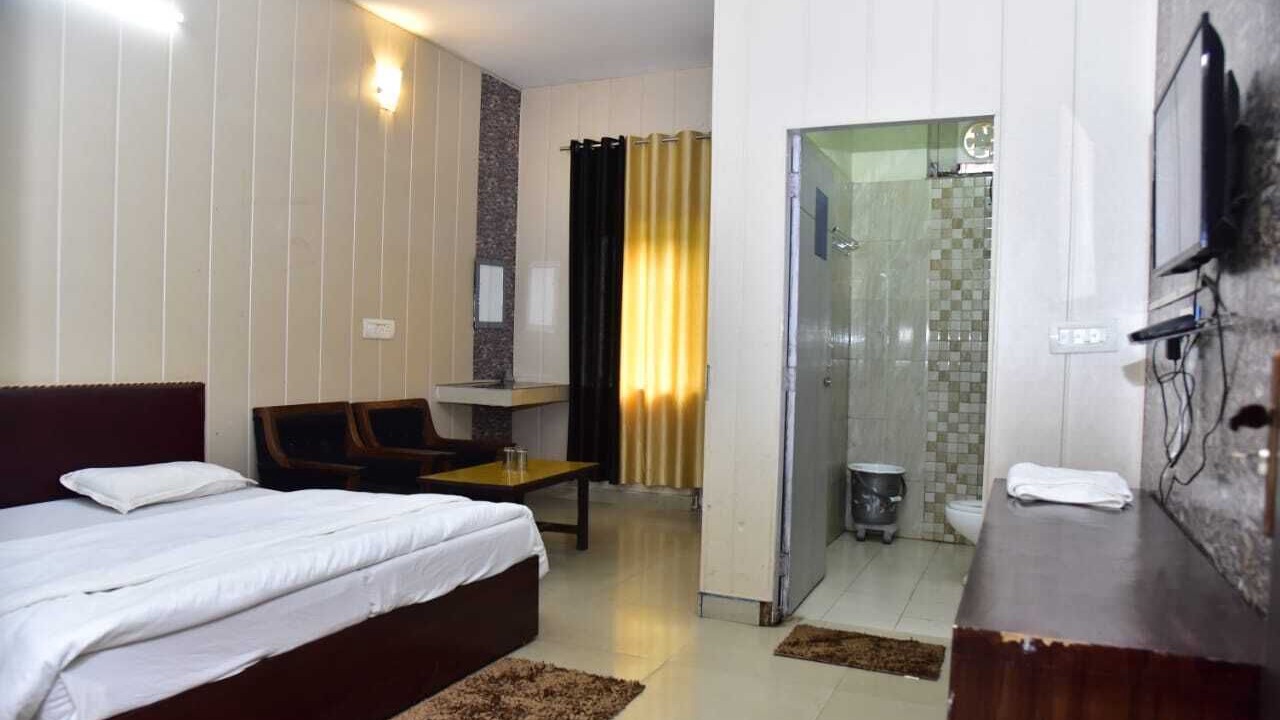 Photo of Bedroom in Amritpur