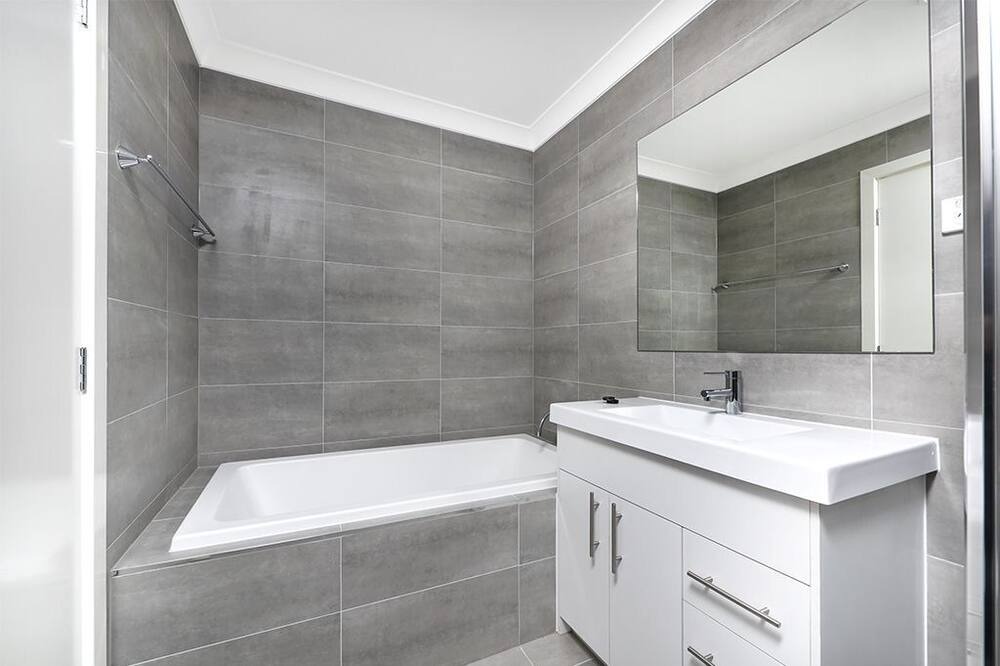 Photo of Bathroom in Taren Point