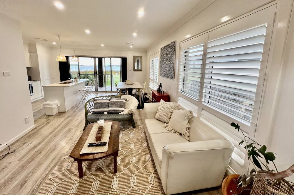 Photo of Livingroom in Taren Point