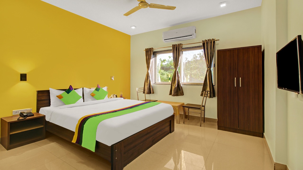 Photo of Bedroom in Mahabaleshwar