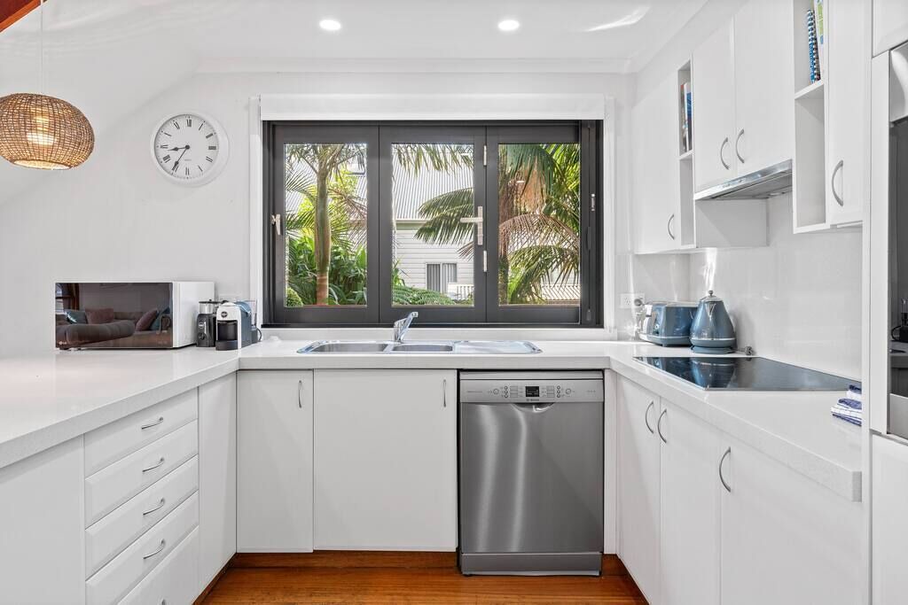Photo of Kitchen in Berkeley Vale