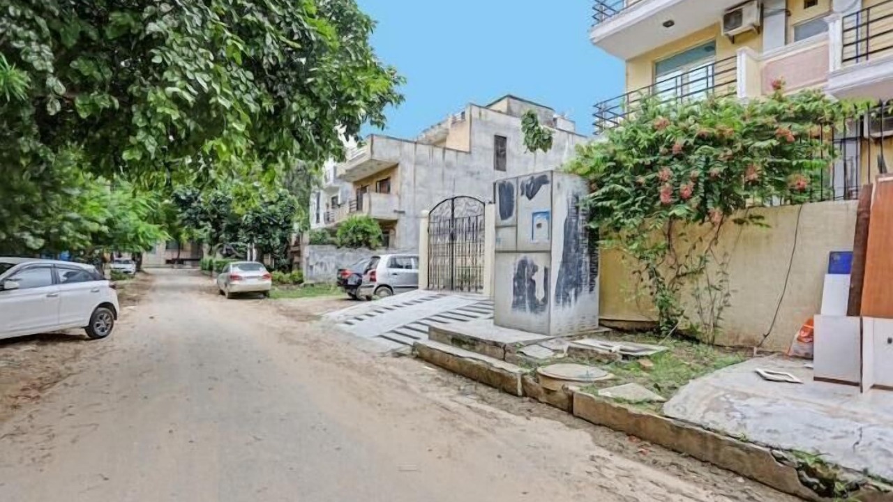 Photo of Outdoor in DLF Phase 3
