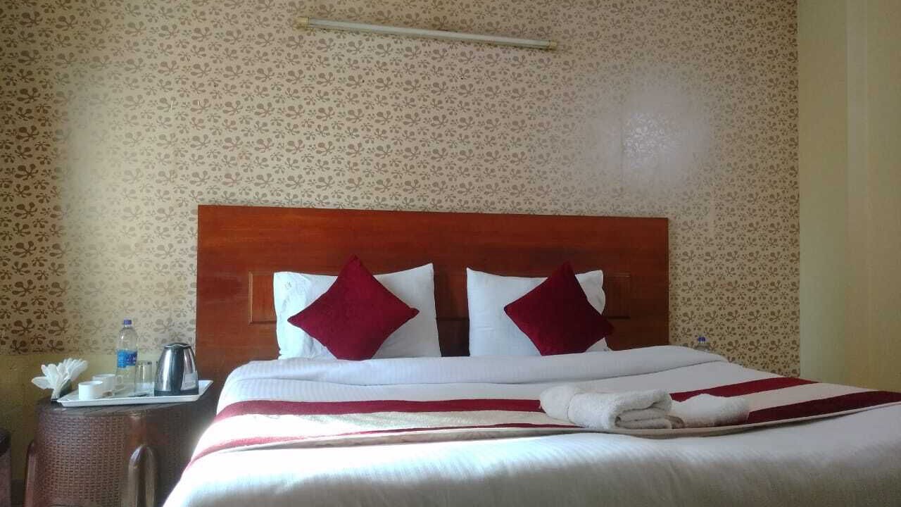 Photo of Bedroom in DLF Phase 3