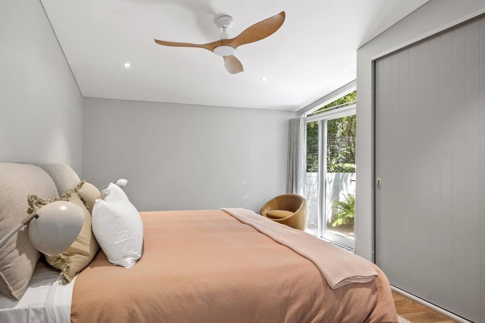 Photo of Bedroom in Macmasters Beach
