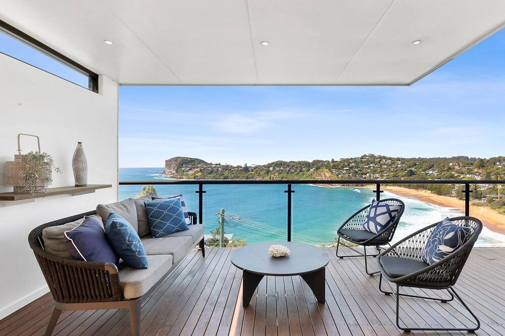 Photo of Others in Whale Beach