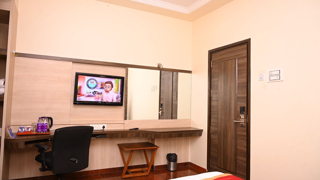 Photo of Bedroom in Solapur