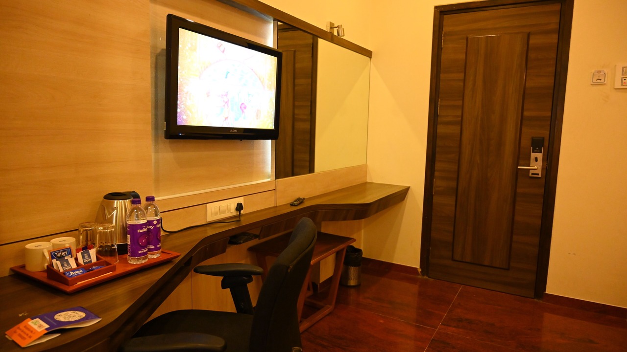 Photo of Bedroom in Solapur