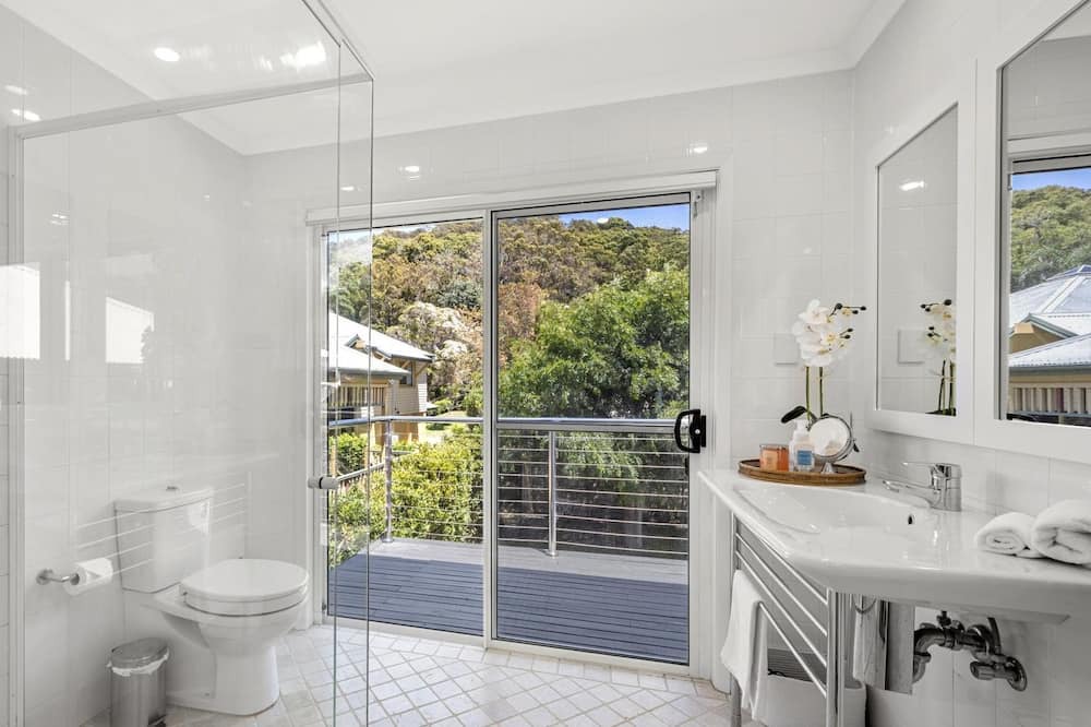Photo of Bathroom in Pretty Beach Central Coast