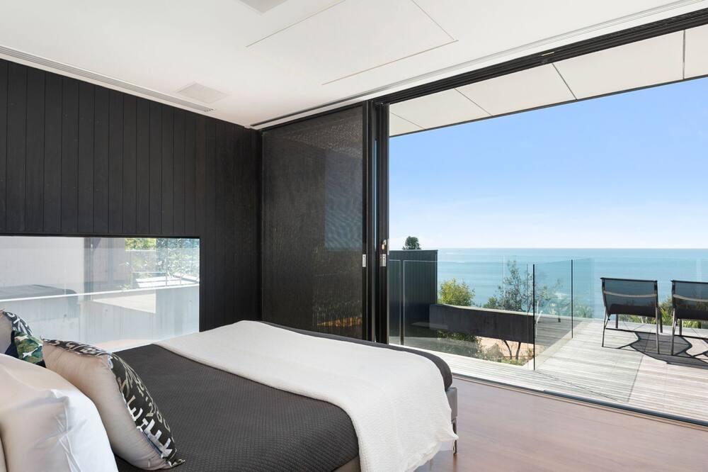 Photo of Bedroom in Whale Beach