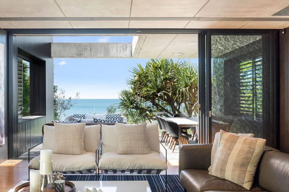 Photo of Others in Whale Beach