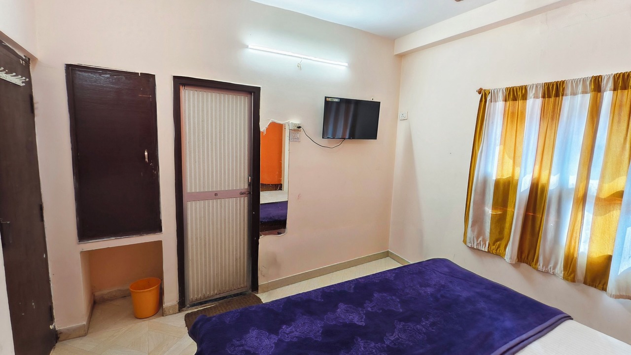 Photo of Bedroom in Rajgir