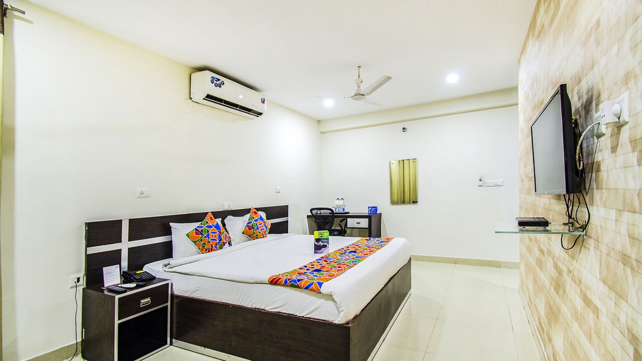 Photo of Bedroom in HITEC City